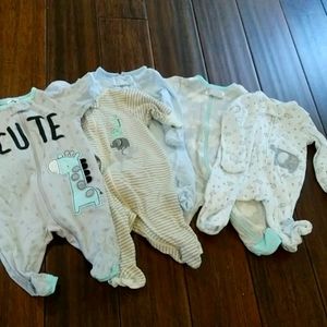 Newborn clothes
